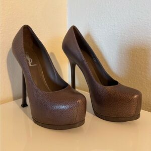 Yves Saint Laurent Leather Platform Stiletto Pumps